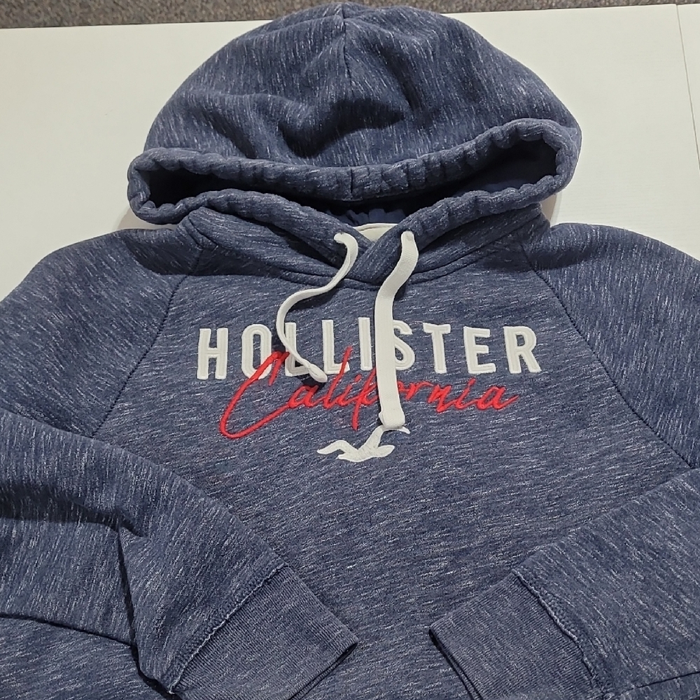 Hollister Men’s Blue Heather Pullover Hoodie with White & Red Logo Size S